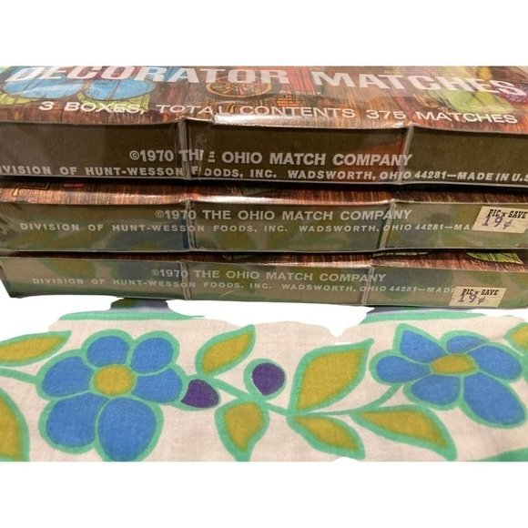 Vintage Unopened Ohio Blue Tip Decorator Matches. 375 Matches $40 Per Pack. B10 - Picture 3 of 3